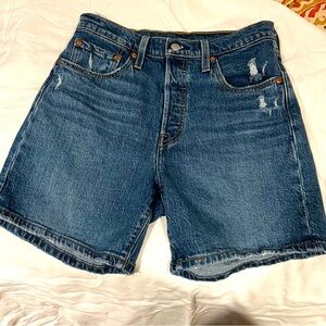 Never worn Levi 501 jeans short